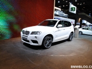 2011-bmw-x3-m-package-29